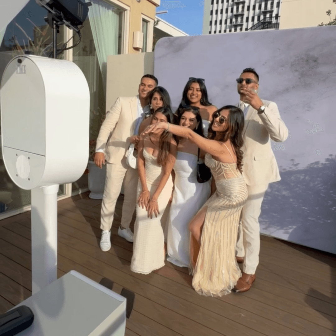 The Ultimate Guide to Booking a Photo Booth for Your Event