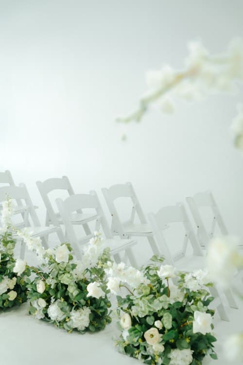 Set of 12: Silk Garden Aisle Flowers
