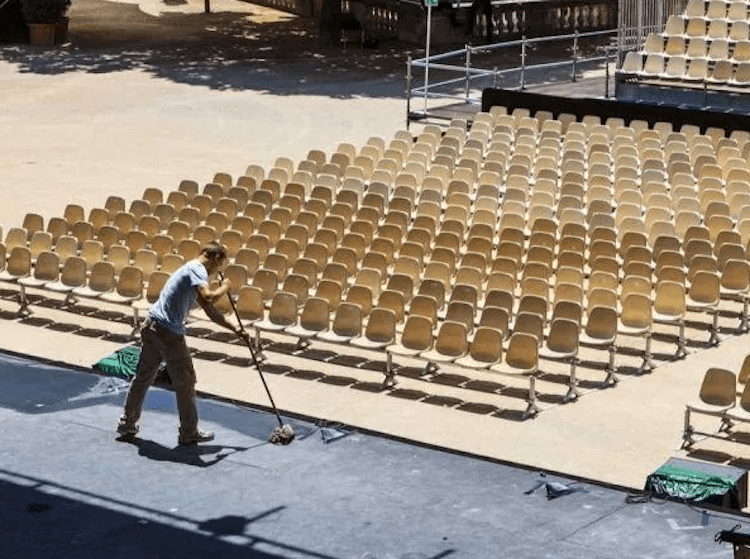 Cleaning per sq ft