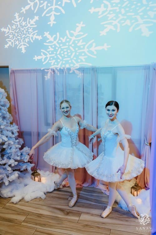 Ballerina(s)