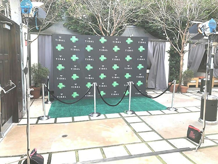 Step & Repeat Advance Package
