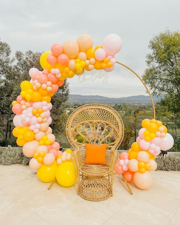 Circle Balloon Arch - Partially Filled