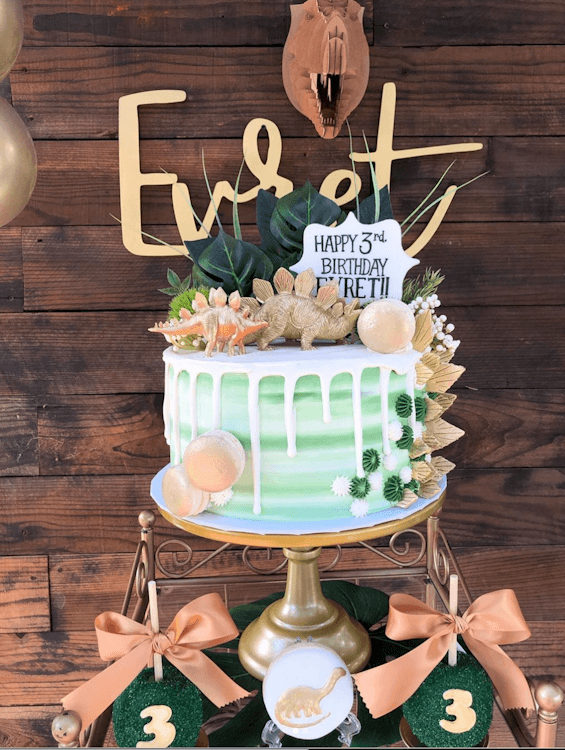 2 Tier Cake