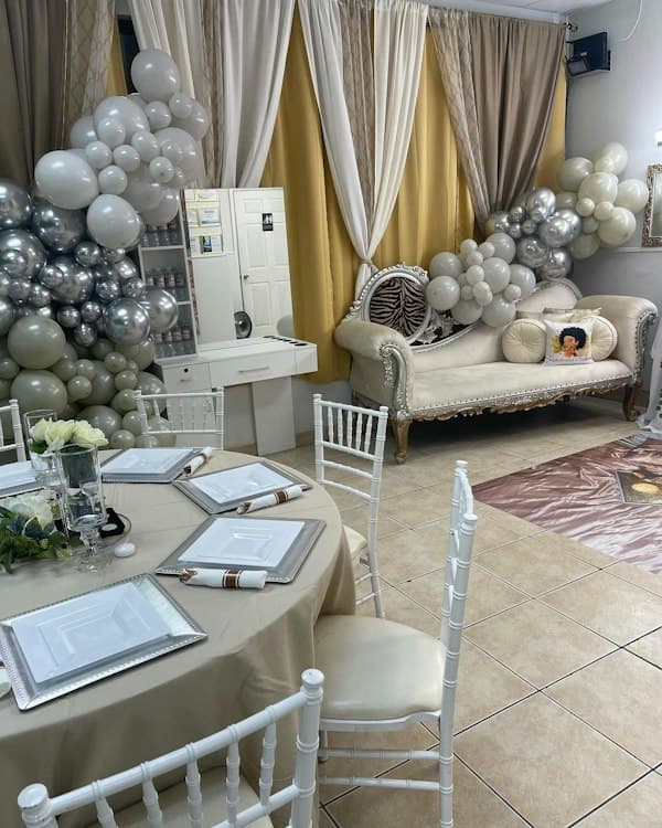 Event Decor - Gold