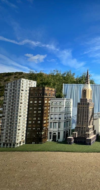 3D Buildings Super Hero Package